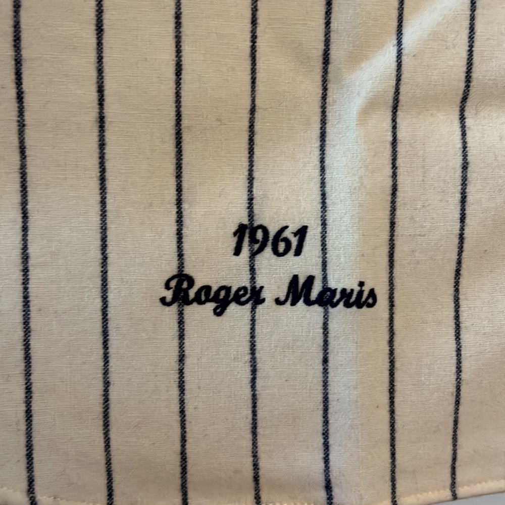 Yankees Jersey “RARE” - Picture 4 of 5